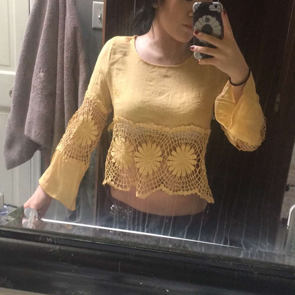 Gold crop too